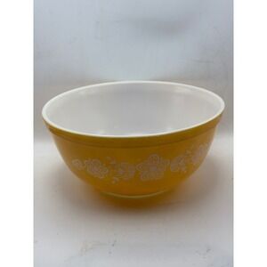 Vintage Pyrex Butterfly Gold 403 Mixing Bowl 2.5 Qt Mustard Yellow Floral USA